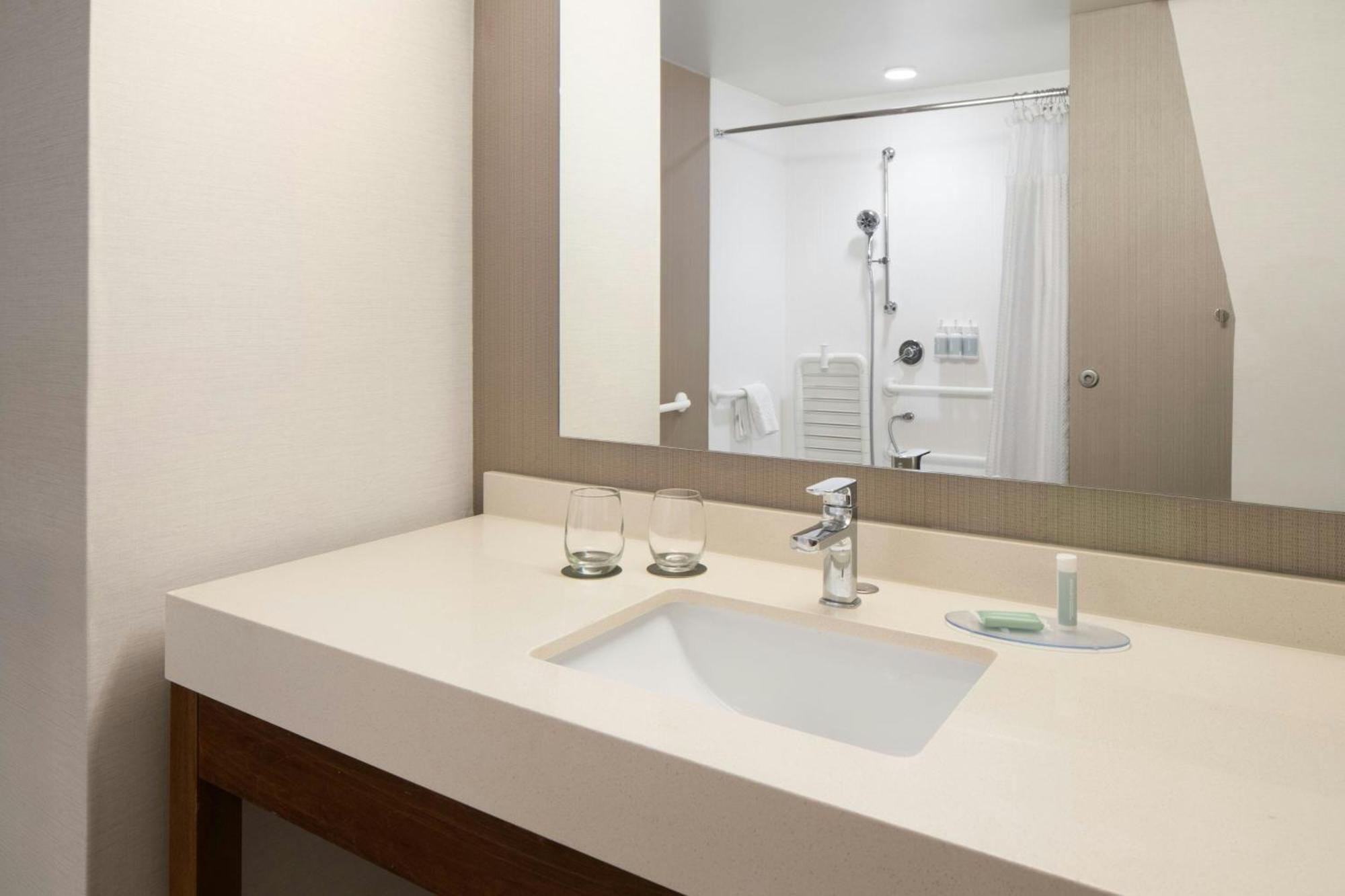Hotel Courtyard By Marriott Fayetteville Fort Liberty - Spring Lake Spring Lake